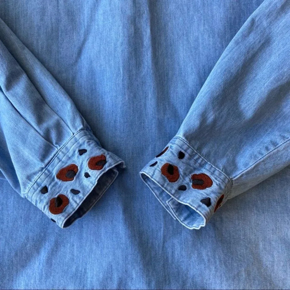 Vintage BellePointe Embroidery Denim Button Shirt - Picture 14 of 15